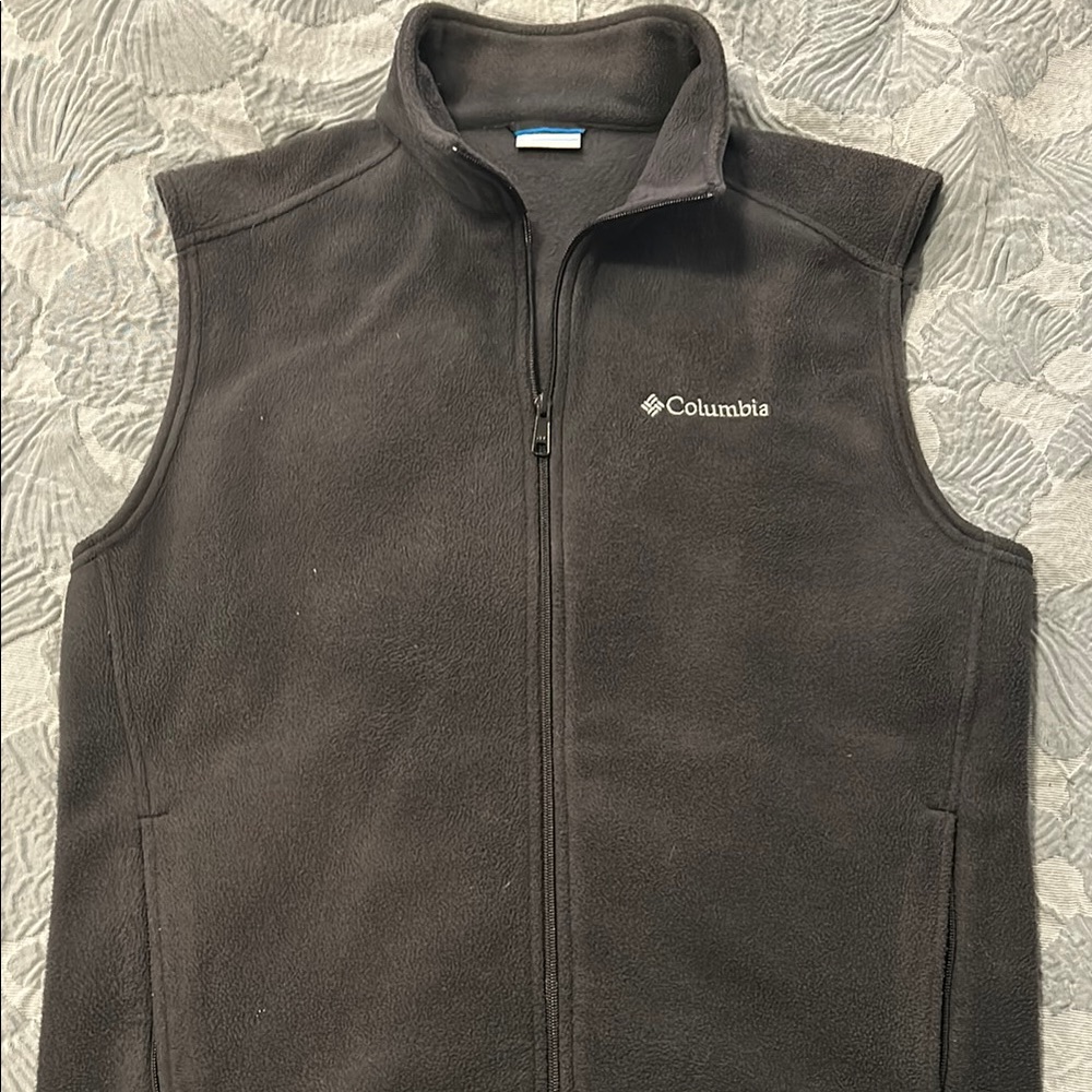 Columbia Black Fleece Vest